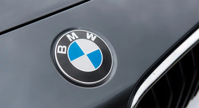 უსაფრთხოების ხარვეზის გამო, BMW ბრიტანეთიდან 300 000 ავტომობილს უკან იწვევს